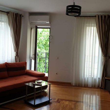 Star Apart Râmnicu Vâlcea Zewnętrze zdjęcie