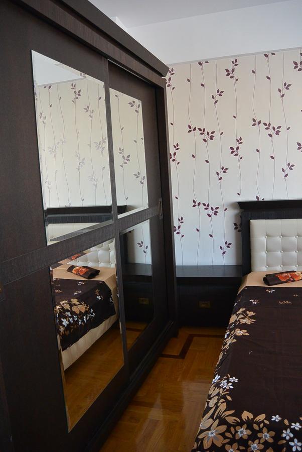 Star Apart Râmnicu Vâlcea Zewnętrze zdjęcie