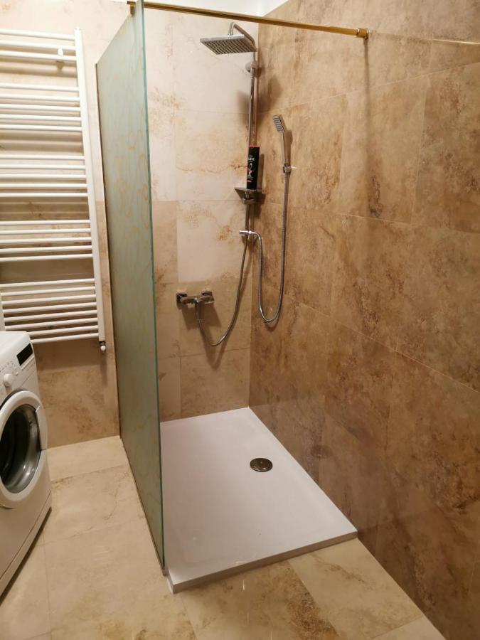 Star Apart Râmnicu Vâlcea Zewnętrze zdjęcie